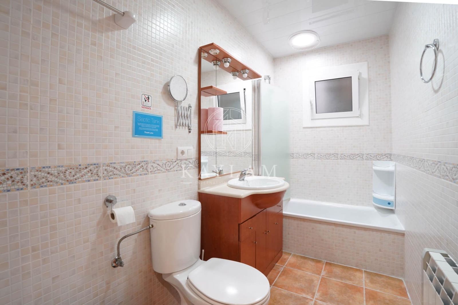 4 slaapkamer Villa te koop in La Goba met zwembad garage - € 590.000 (Ref: 9110275)