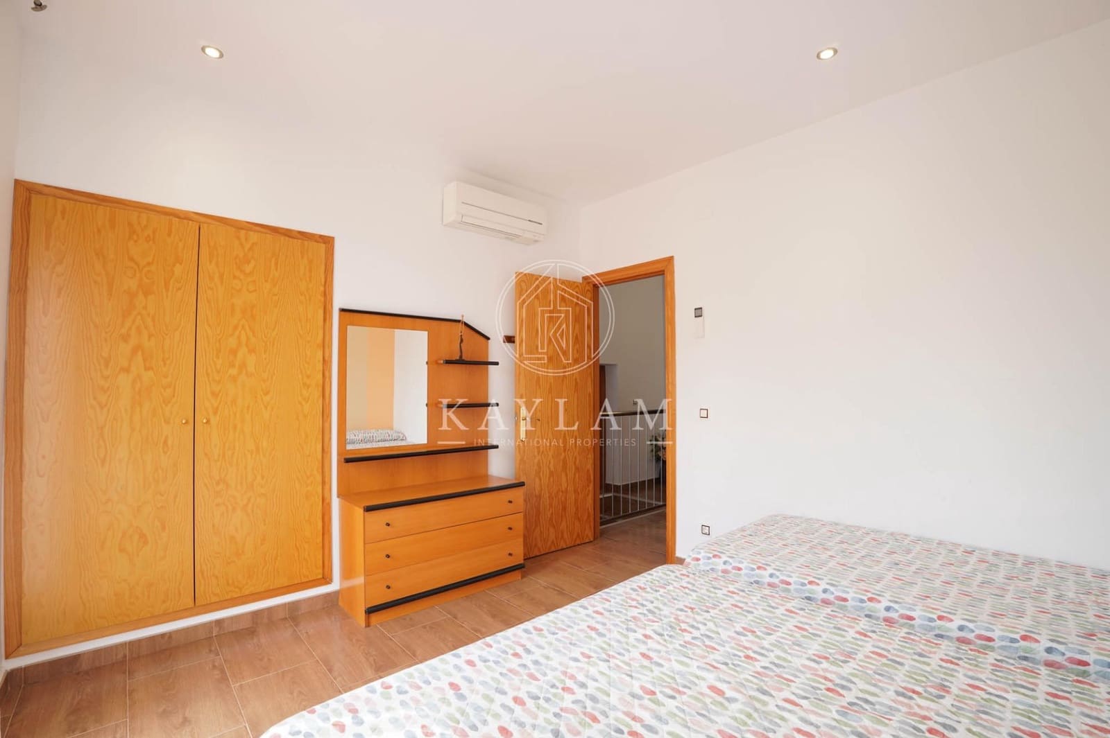 4 slaapkamer Villa te koop in La Goba met zwembad garage - € 590.000 (Ref: 9110275)