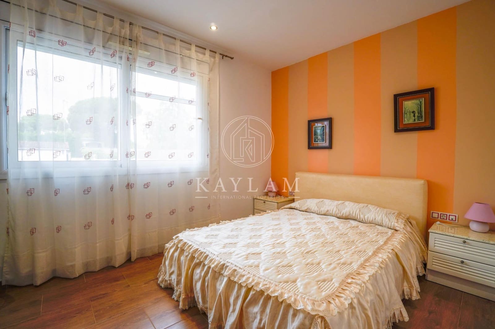 4 slaapkamer Villa te koop in La Goba met zwembad garage - € 590.000 (Ref: 9110275)