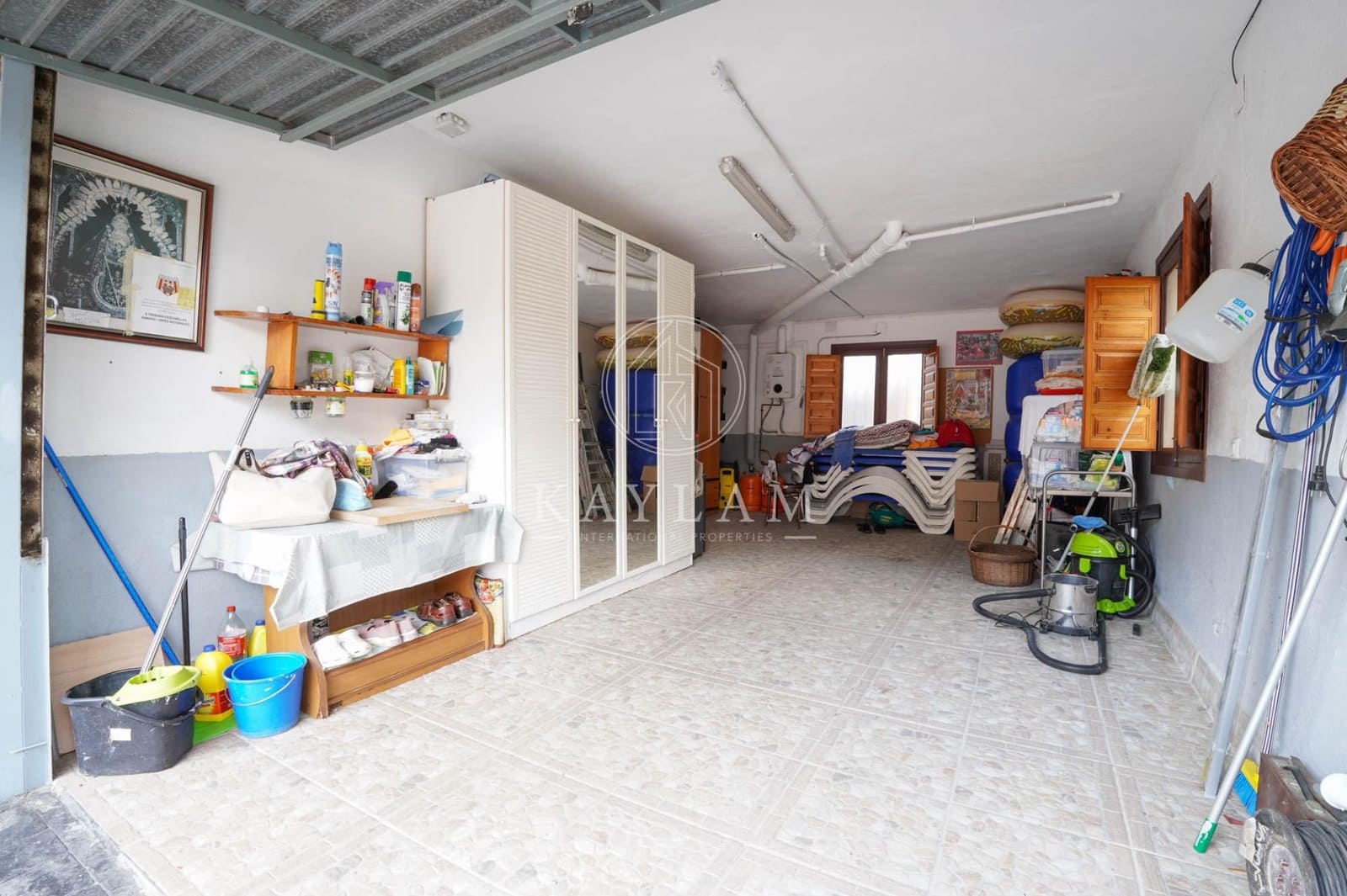 4 slaapkamer Villa te koop in La Goba met zwembad garage - € 590.000 (Ref: 9110275)