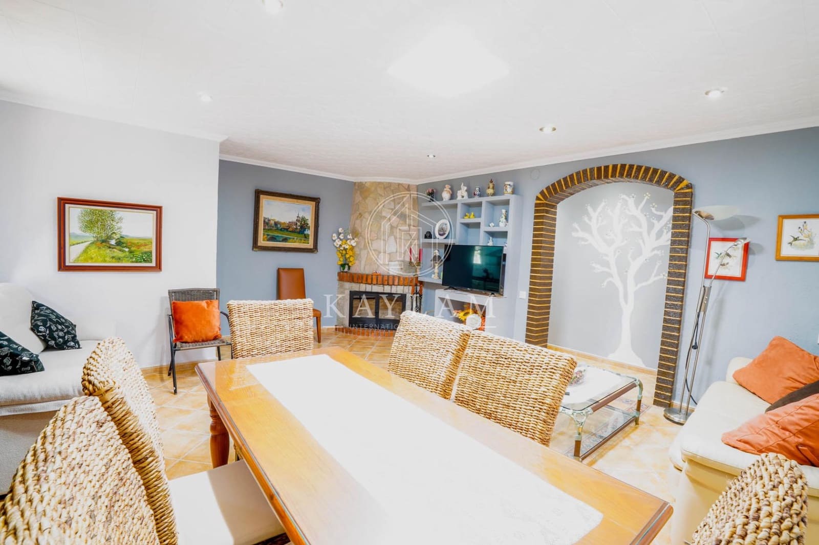 4 slaapkamer Villa te koop in La Goba met zwembad garage - € 590.000 (Ref: 9110275)