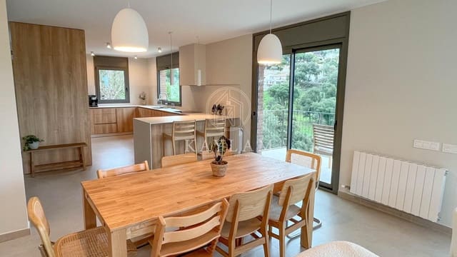 3 chambre Villa/Maison à vendre à Roca Grossa, Lloret de Mar - 670 000 € (Ref: 9130822)