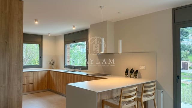 3 chambre Villa/Maison à vendre à Roca Grossa, Lloret de Mar - 670 000 € (Ref: 9130822)