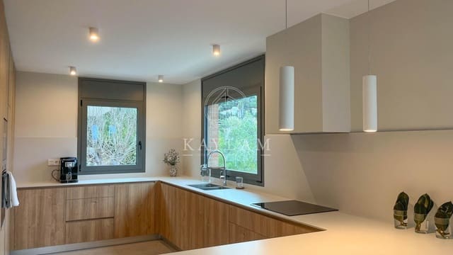 3 chambre Villa/Maison à vendre à Roca Grossa, Lloret de Mar - 670 000 € (Ref: 9130822)