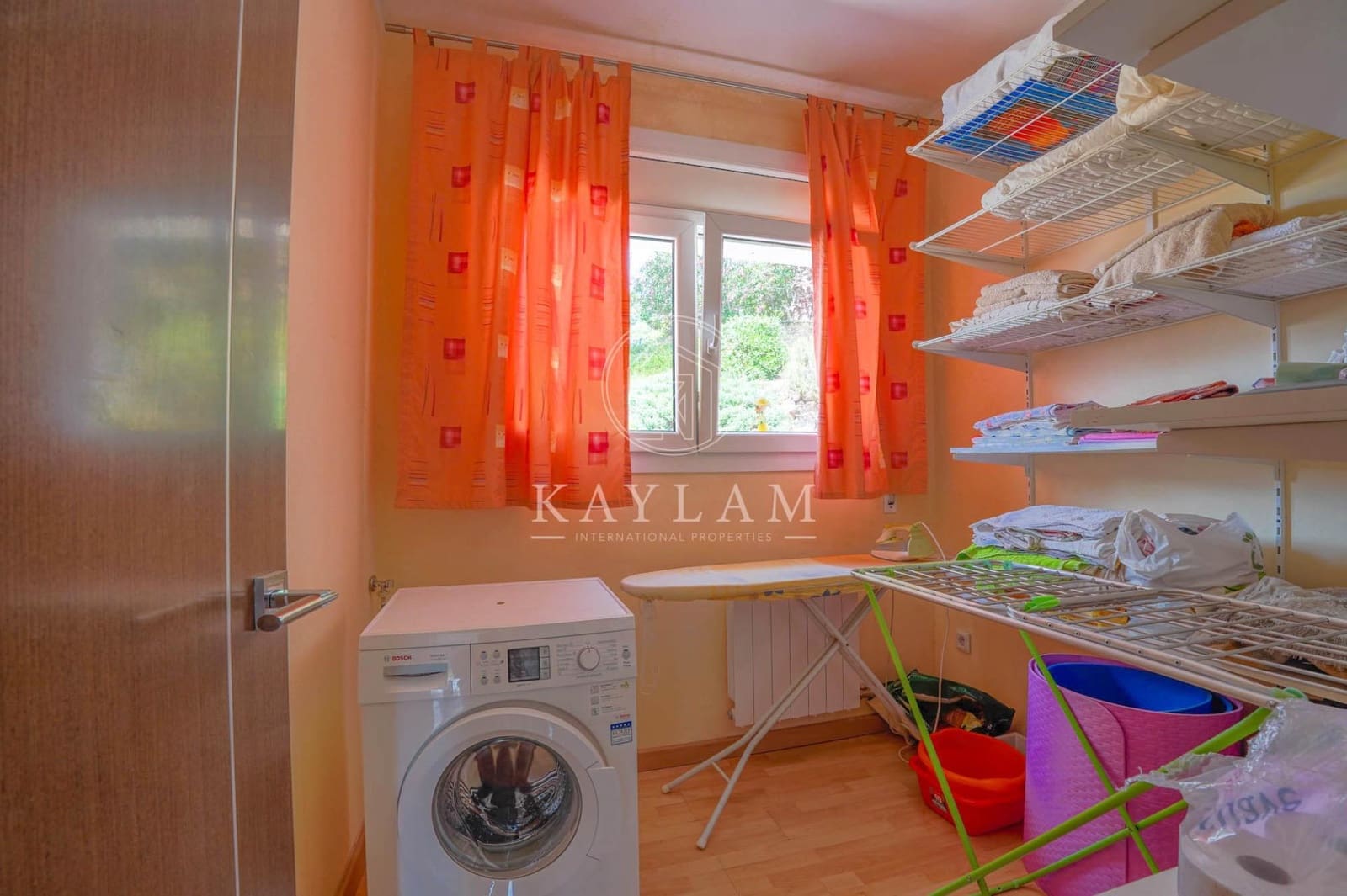 5 soveværelse Villa til salg i Lloret de Mar med swimmingpool garage - € 850.000 (Ref: 9134437)