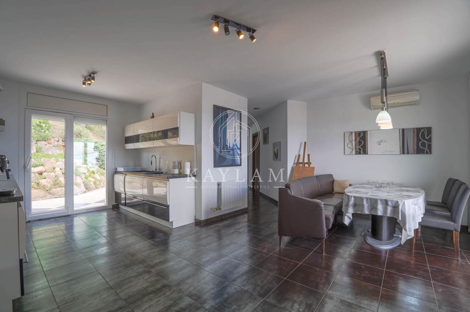 5 soveværelse Villa til salg i Lloret de Mar med swimmingpool garage - € 850.000 (Ref: 9134437)