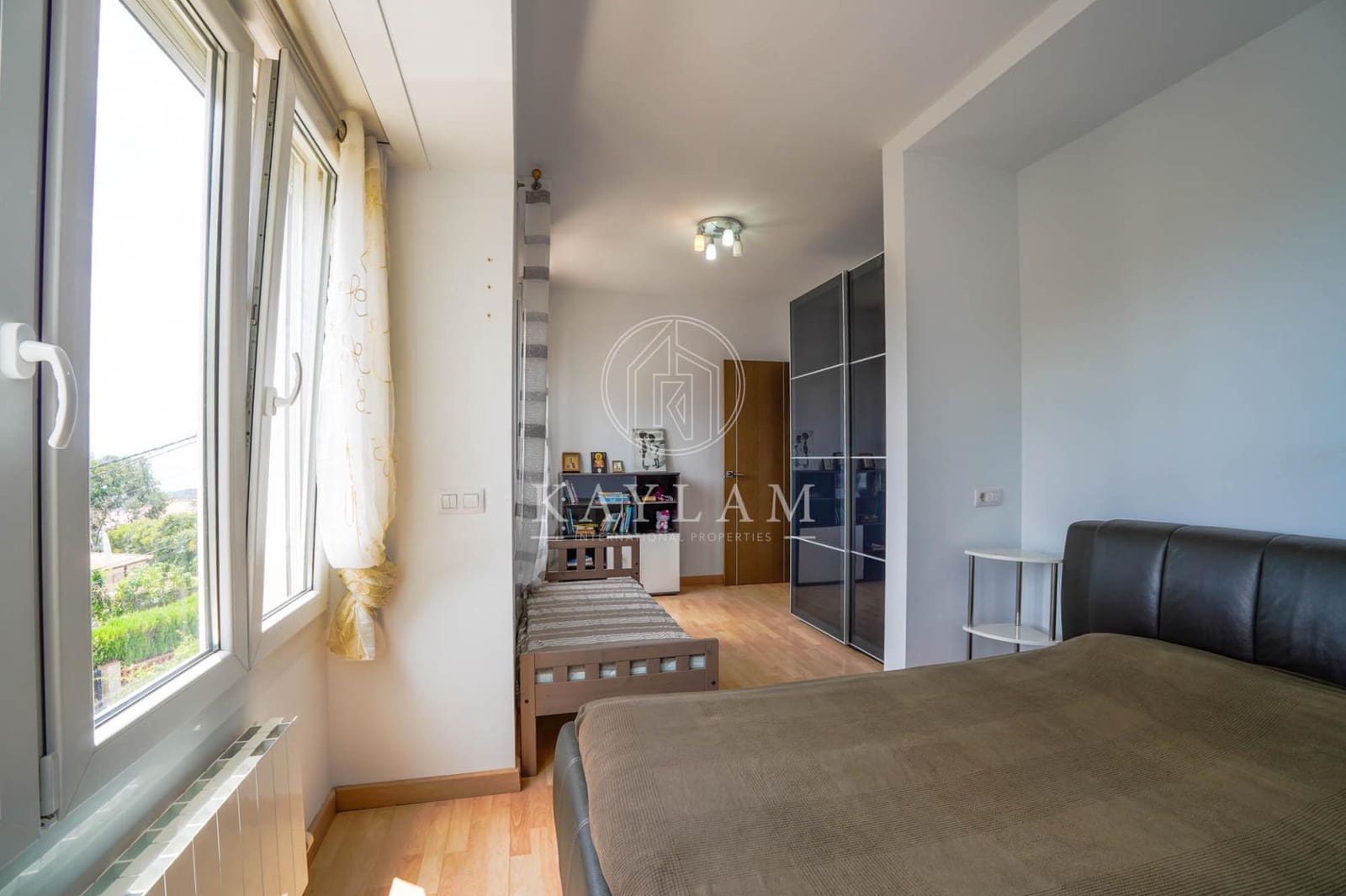 5 soveværelse Villa til salg i Lloret de Mar med swimmingpool garage - € 850.000 (Ref: 9134437)