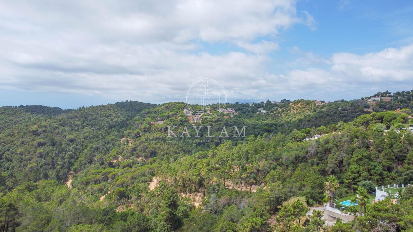 5 bedroom Villa for sale in Lloret de Mar with pool garage - € 399,500 (Ref: 9153898)