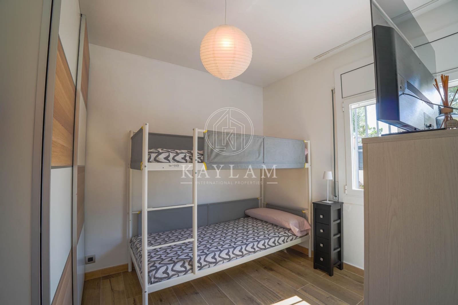 5 bedroom Villa for sale in Lloret de Mar with pool garage - € 399,500 (Ref: 9153898)