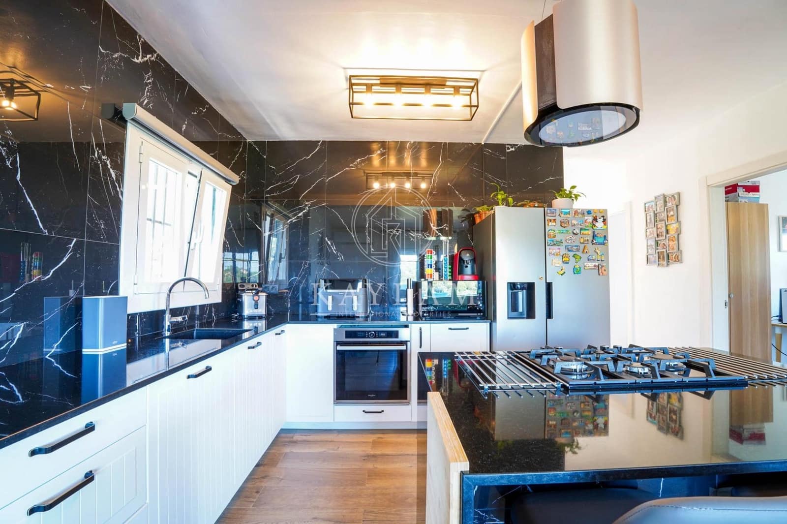 5 bedroom Villa for sale in Lloret de Mar with pool garage - € 399,500 (Ref: 9153898)