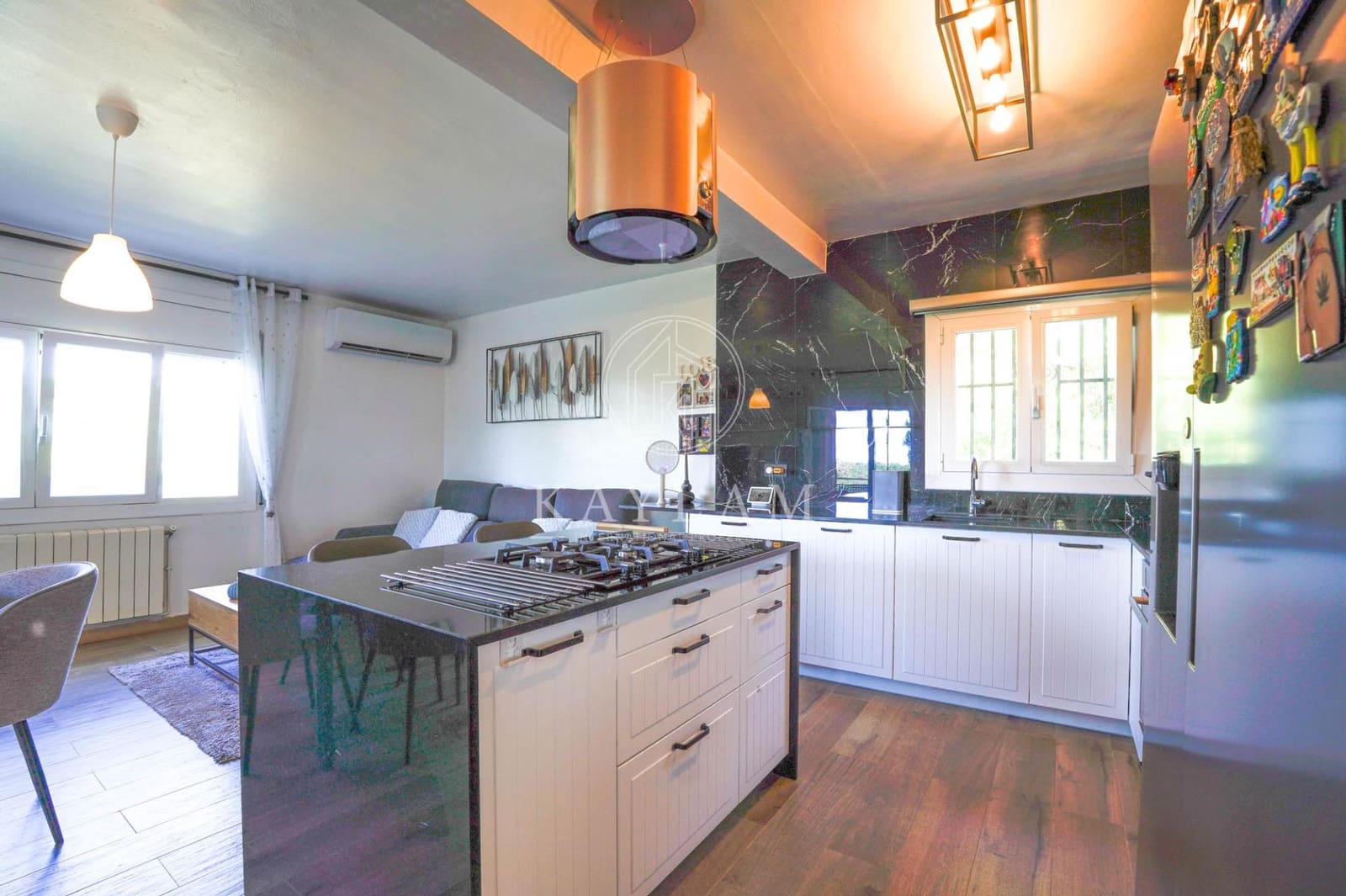 5 bedroom Villa for sale in Lloret de Mar with pool garage - € 399,500 (Ref: 9153898)