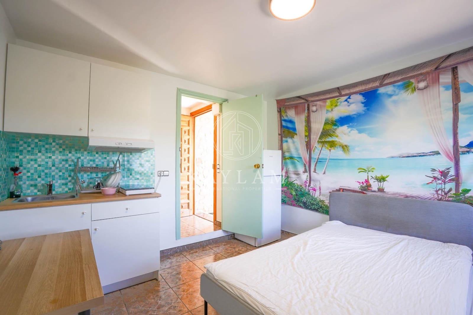 5 bedroom Villa for sale in Lloret de Mar with pool garage - € 399,500 (Ref: 9153898)