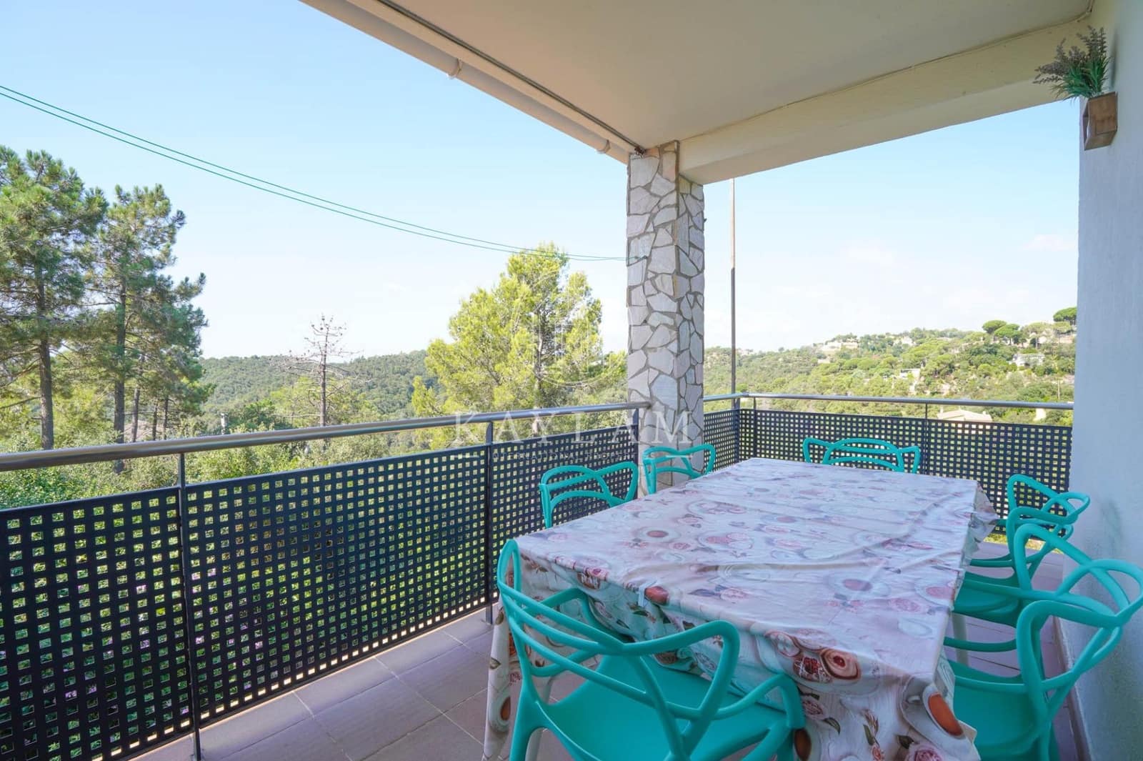 5 bedroom Villa for sale in Lloret de Mar with pool garage - € 399,500 (Ref: 9153898)