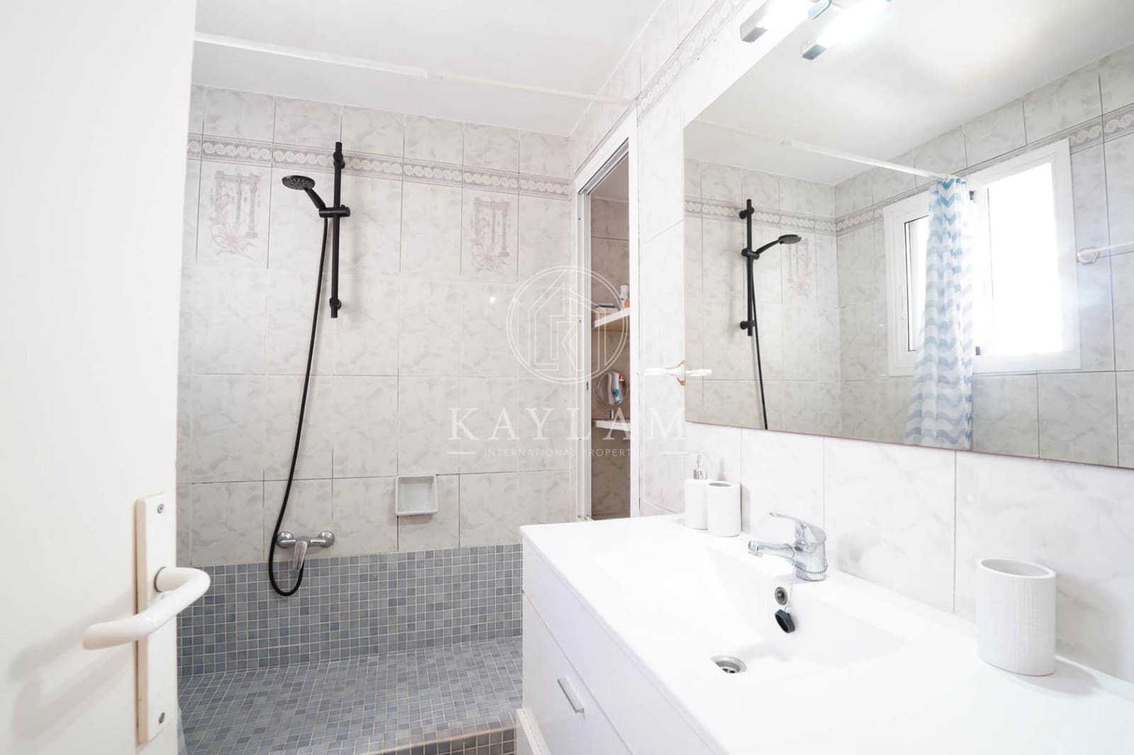 8 chambre Villa/Maison à vendre à Tossa de Mar avec piscine garage - 750 000 € (Ref: 9159436)