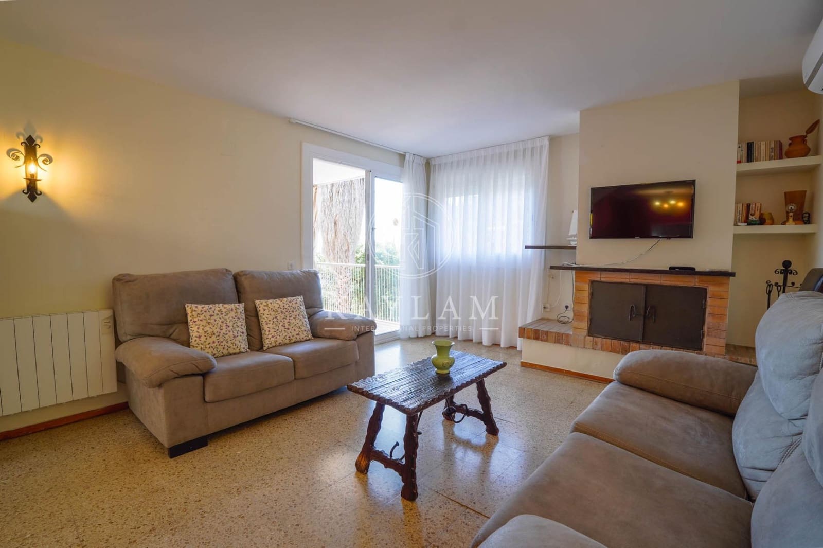 8 chambre Villa/Maison à vendre à Tossa de Mar avec piscine garage - 750 000 € (Ref: 9159436)