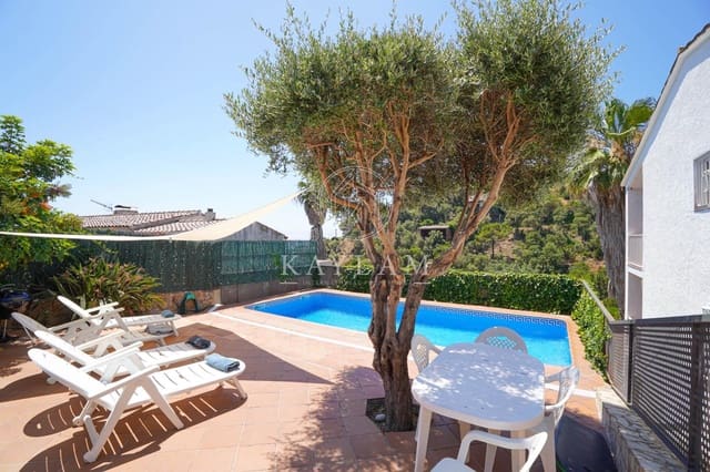 8 bedroom Villa for sale in Tossa de Mar with pool garage - € 750,000 (Ref: 9159436)