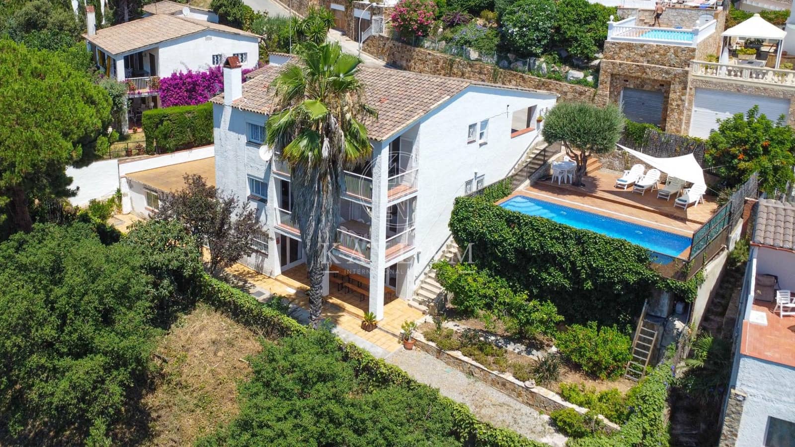 8 chambre Villa/Maison à vendre à Tossa de Mar avec piscine garage - 750 000 € (Ref: 9159436)