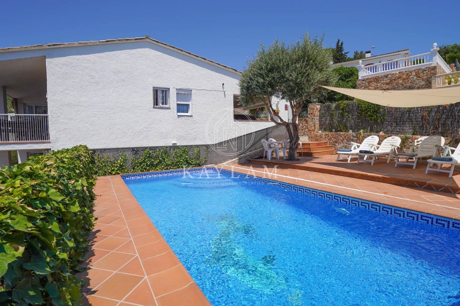 8 chambre Villa/Maison à vendre à Tossa de Mar avec piscine garage - 750 000 € (Ref: 9159436)