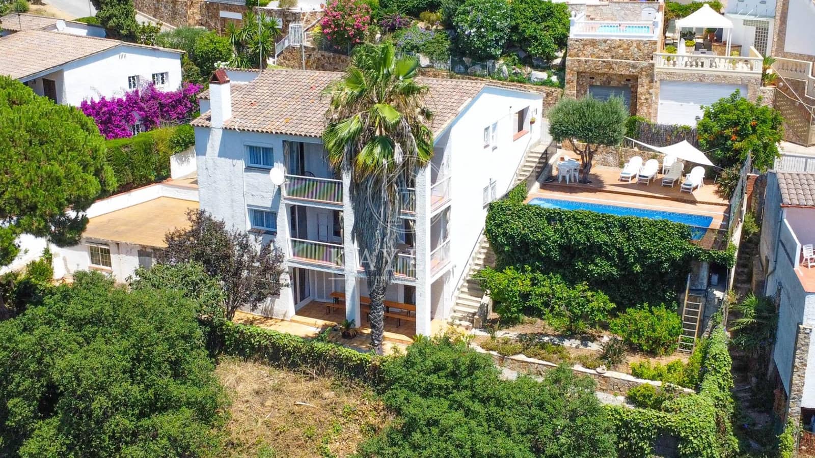 8 chambre Villa/Maison à vendre à Tossa de Mar avec piscine garage - 750 000 € (Ref: 9159436)