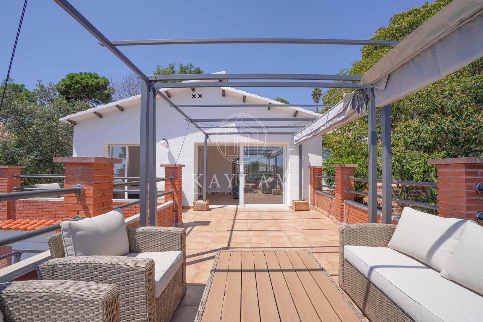 5 slaapkamer Villa te koop in Lloret de Mar - € 289.000 (Ref: 9163707)