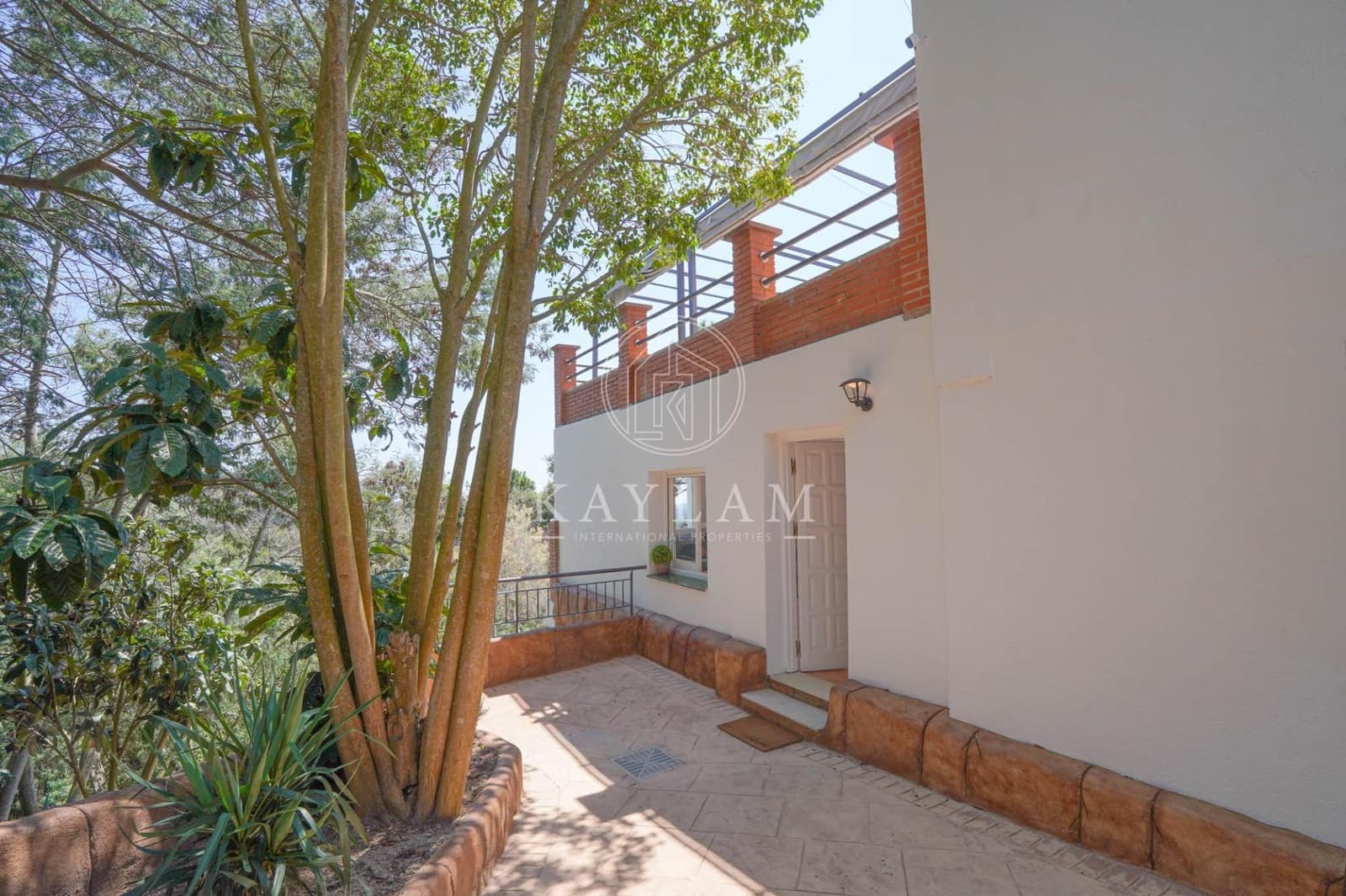 5 slaapkamer Villa te koop in Lloret de Mar - € 289.000 (Ref: 9163707)