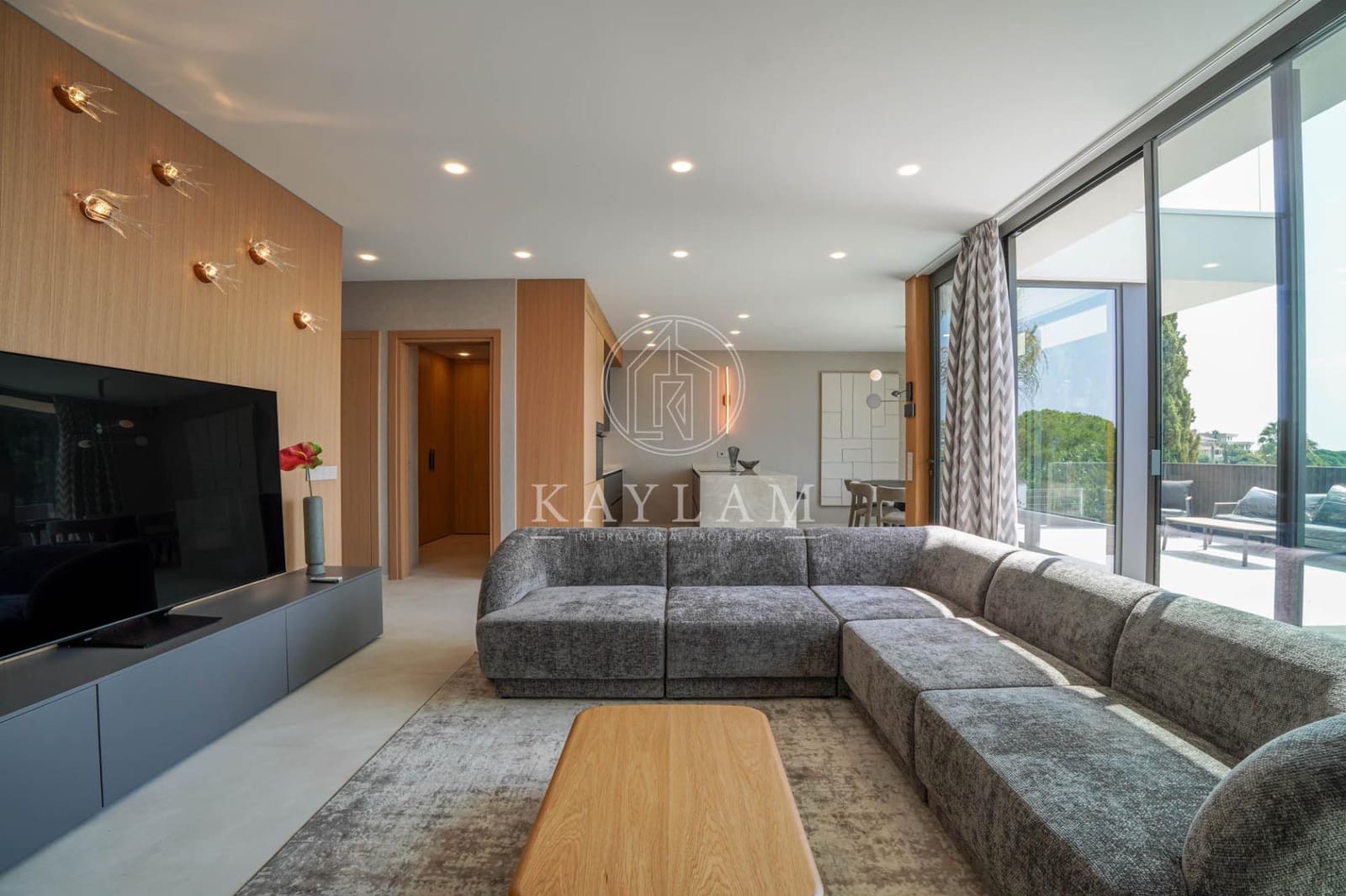 4 slaapkamer Villa te koop in Lloret de Mar met zwembad garage - € 1.350.000 (Ref: 9165760)