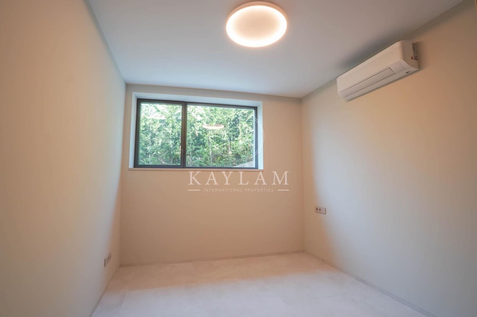 4 slaapkamer Villa te koop in Lloret de Mar met zwembad garage - € 1.350.000 (Ref: 9165760)