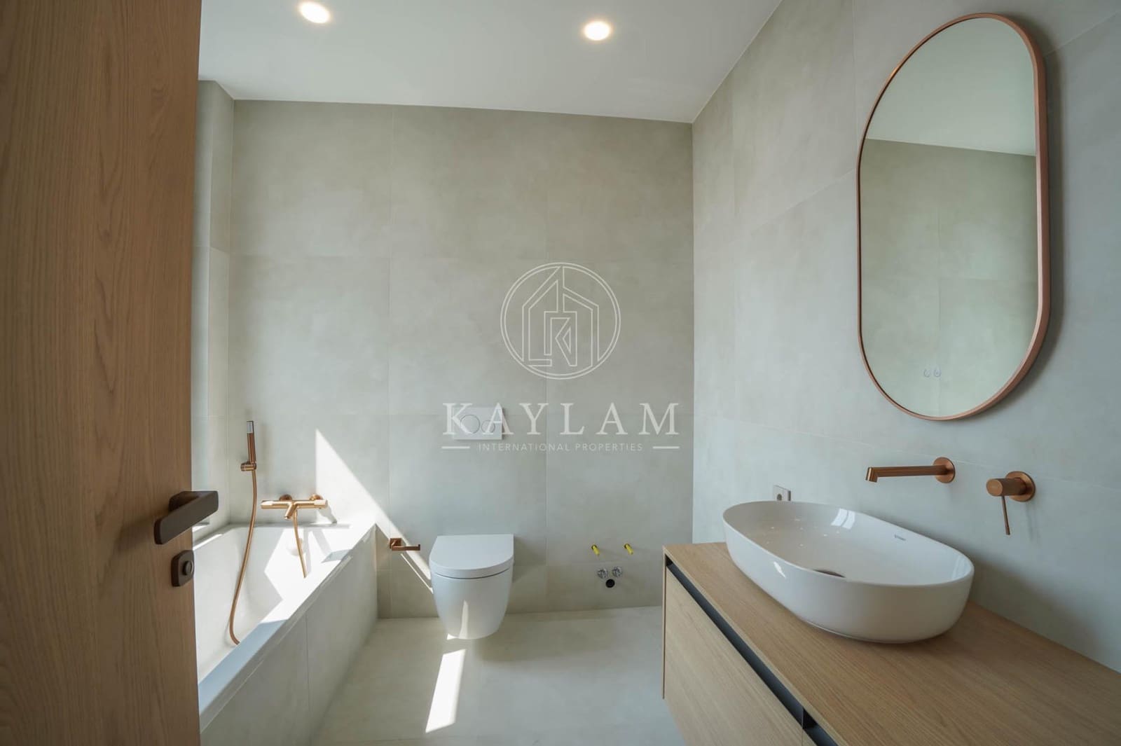 4 slaapkamer Villa te koop in Lloret de Mar met zwembad garage - € 1.350.000 (Ref: 9165760)