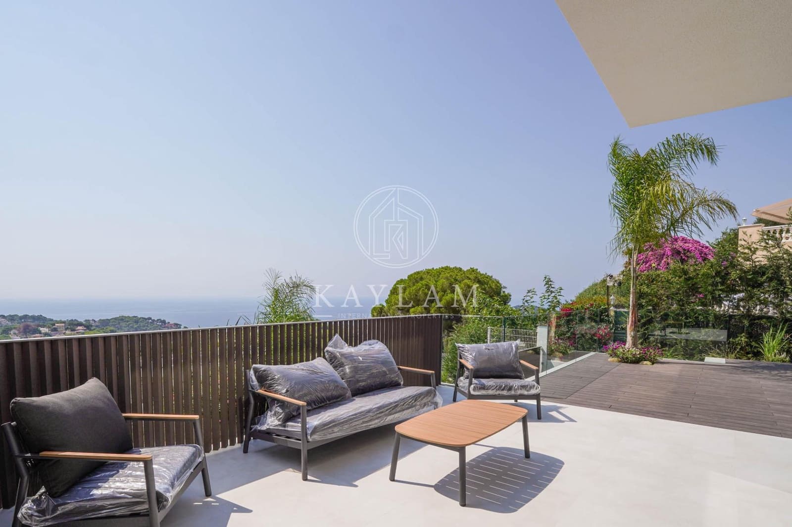 4 slaapkamer Villa te koop in Lloret de Mar met zwembad garage - € 1.350.000 (Ref: 9165760)