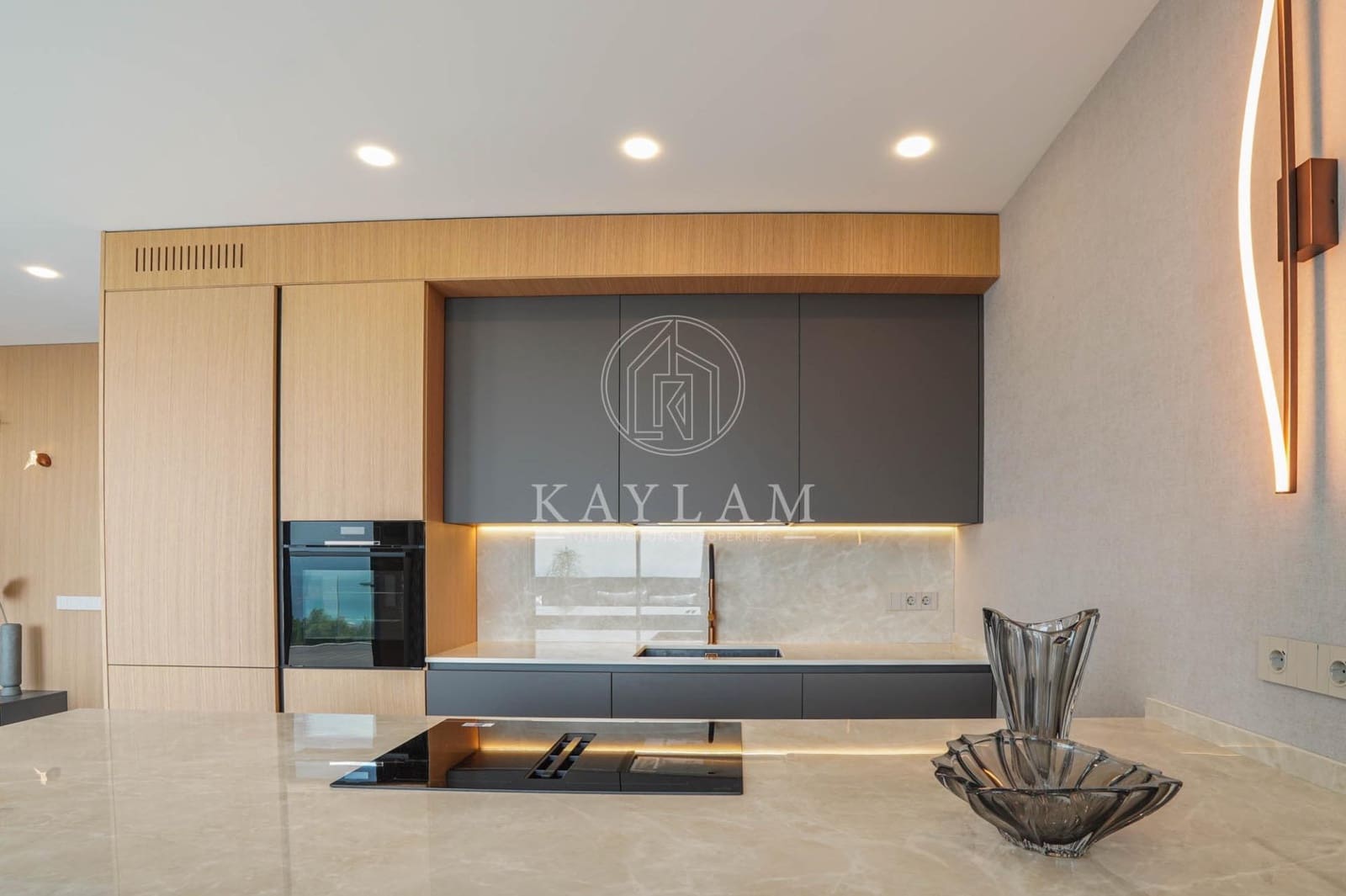 4 slaapkamer Villa te koop in Lloret de Mar met zwembad garage - € 1.350.000 (Ref: 9165760)