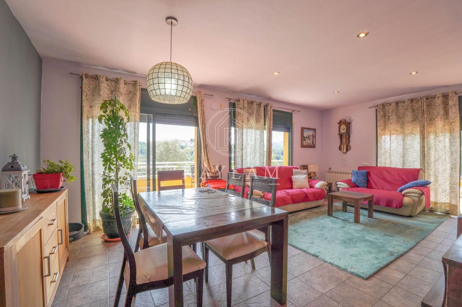 3 Zimmer Villa zu verkaufen in Lloret de Mar mit Pool Garage - 280.000 € (Ref: 9165761)