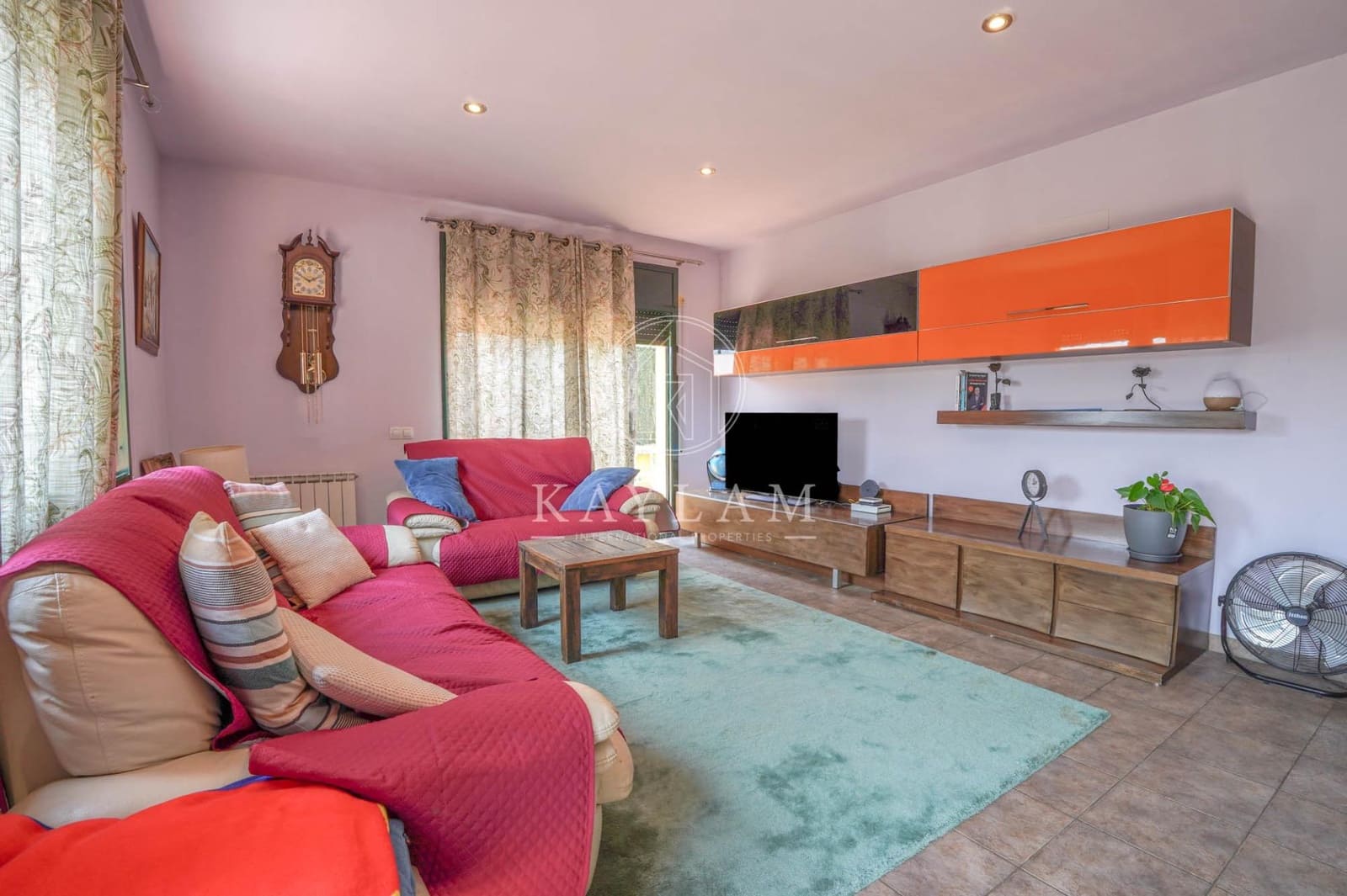 3 Zimmer Villa zu verkaufen in Lloret de Mar mit Pool Garage - 280.000 € (Ref: 9165761)