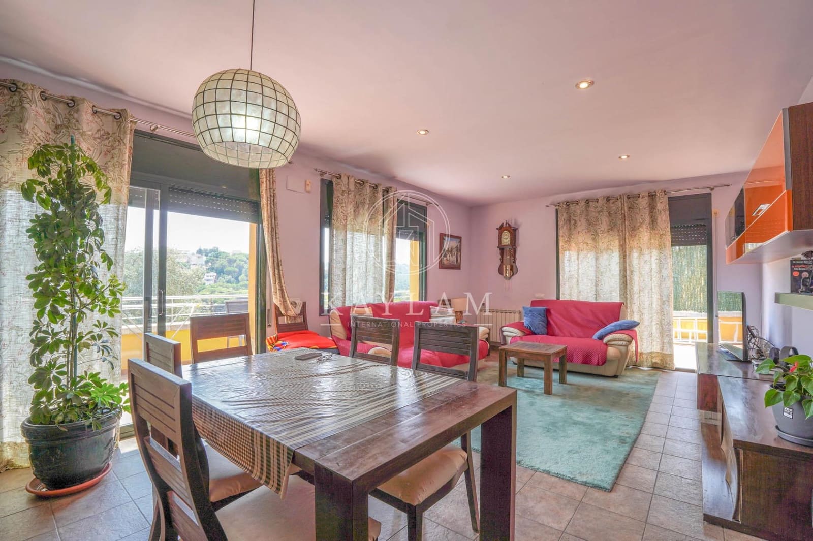 3 Zimmer Villa zu verkaufen in Lloret de Mar mit Pool Garage - 280.000 € (Ref: 9165761)