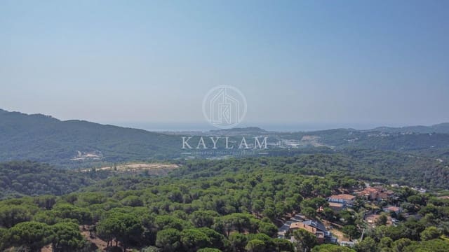 6 chambre Villa/Maison à vendre à Lloret de Mar avec piscine garage - 755 000 € (Ref: 9171403)