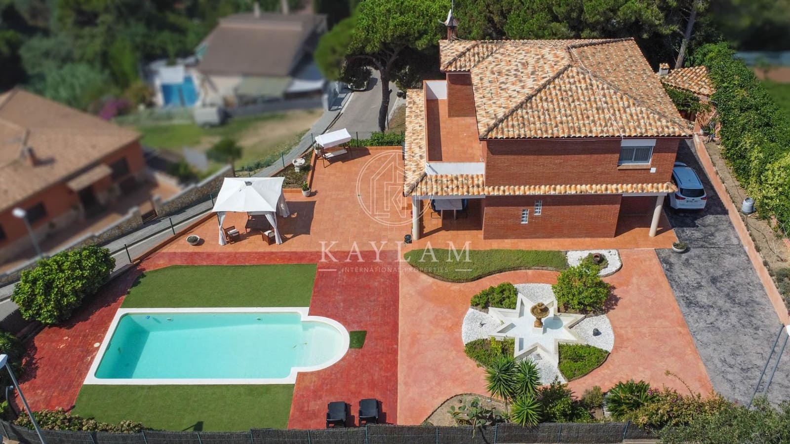 6 chambre Villa/Maison à vendre à Lloret de Mar avec piscine garage - 755 000 € (Ref: 9171403)