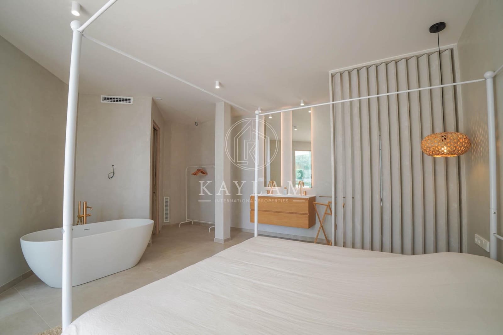 4 soverom Villa til salgs i Tossa de Mar med svømmebasseng garasje - € 1 975 000 (Ref: 9183655)