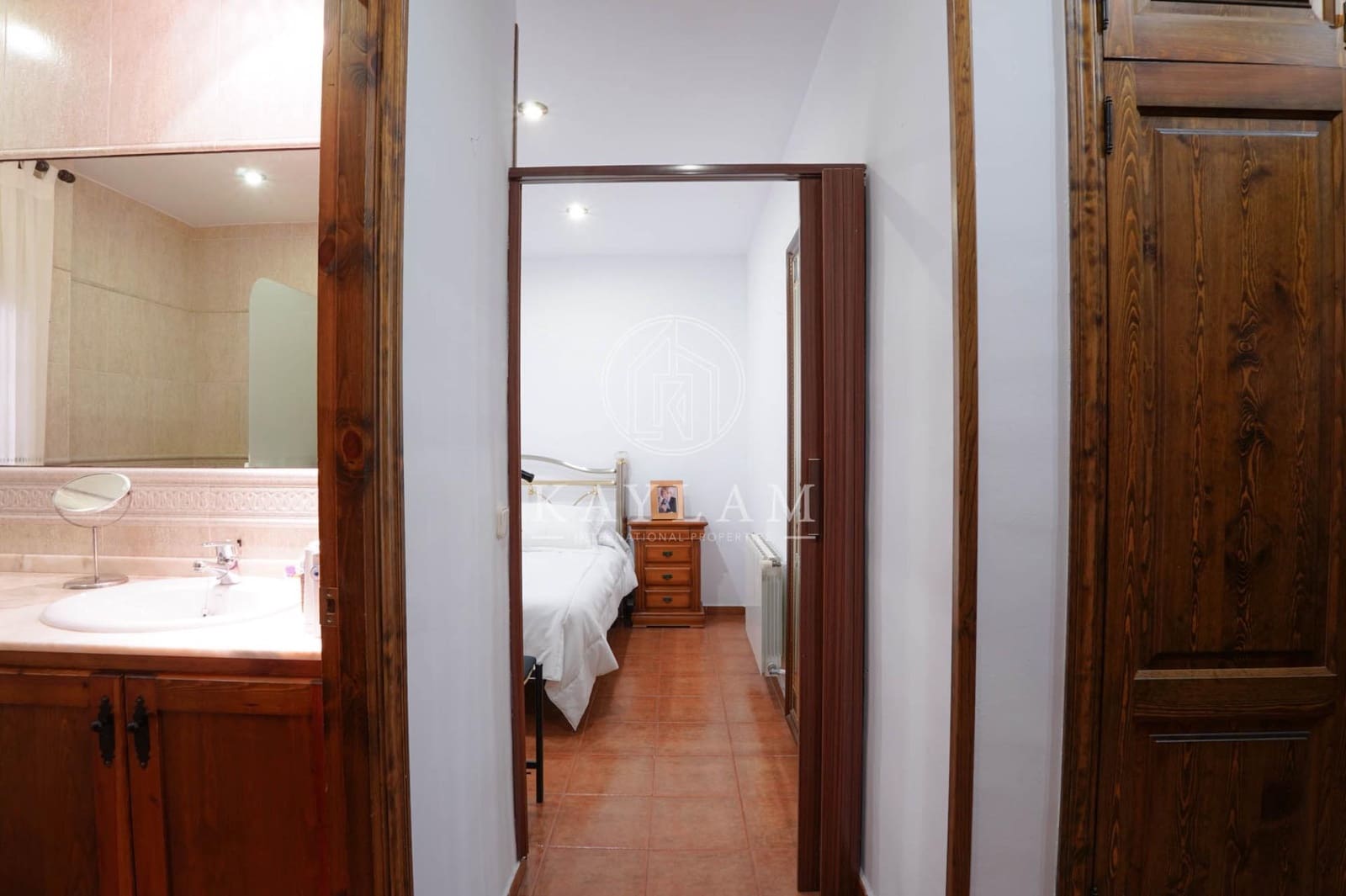 6 bedroom Villa for sale in Lloret de Mar with pool - € 498,000 (Ref: 9385614)