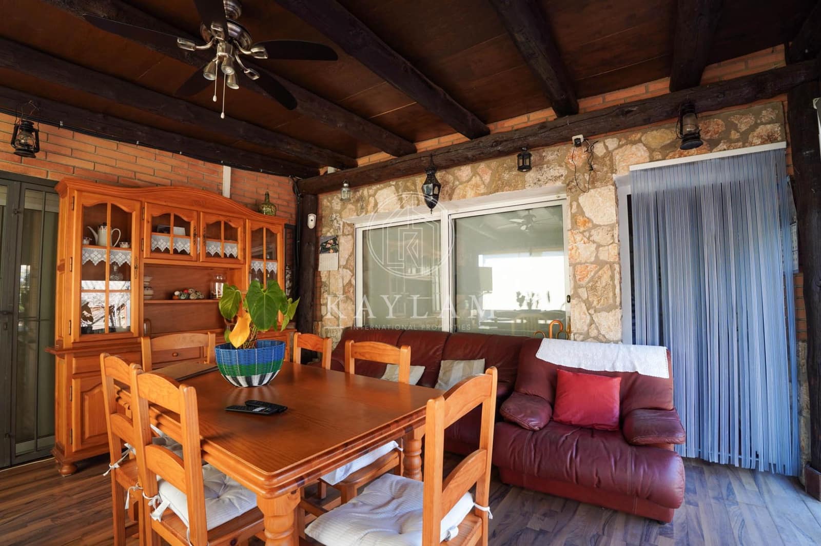 6 soverom Villa til salgs i Lloret de Mar med svømmebasseng - € 530 000 (Ref: 9385614)