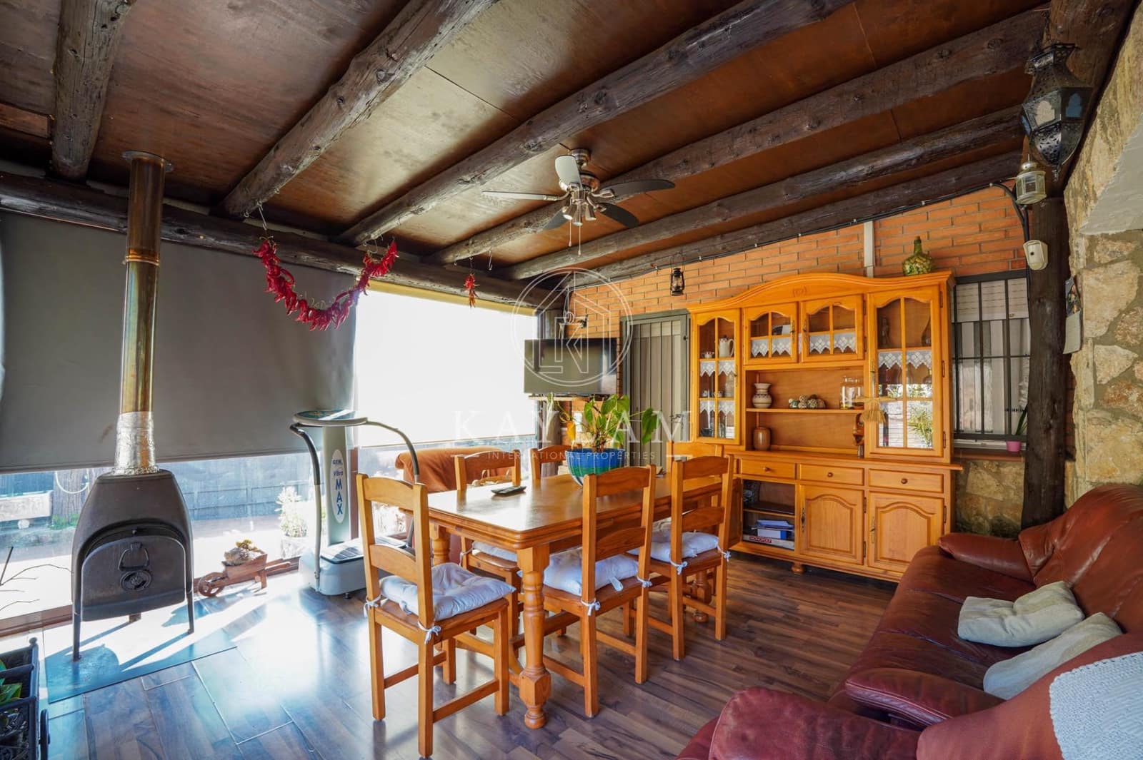 6 soverom Villa til salgs i Lloret de Mar med svømmebasseng - € 530 000 (Ref: 9385614)