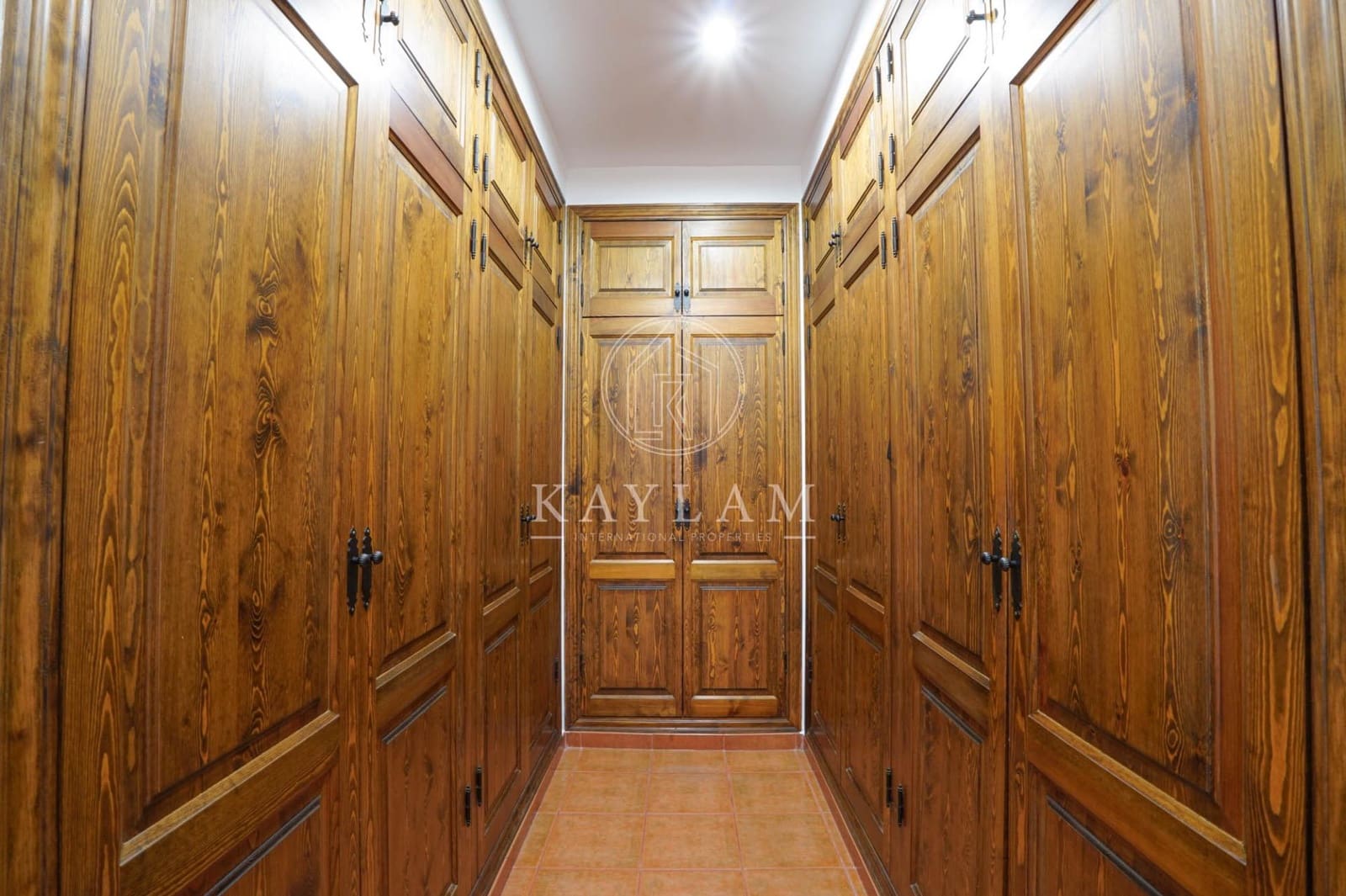6 soverom Villa til salgs i Lloret de Mar med svømmebasseng - € 530 000 (Ref: 9385614)