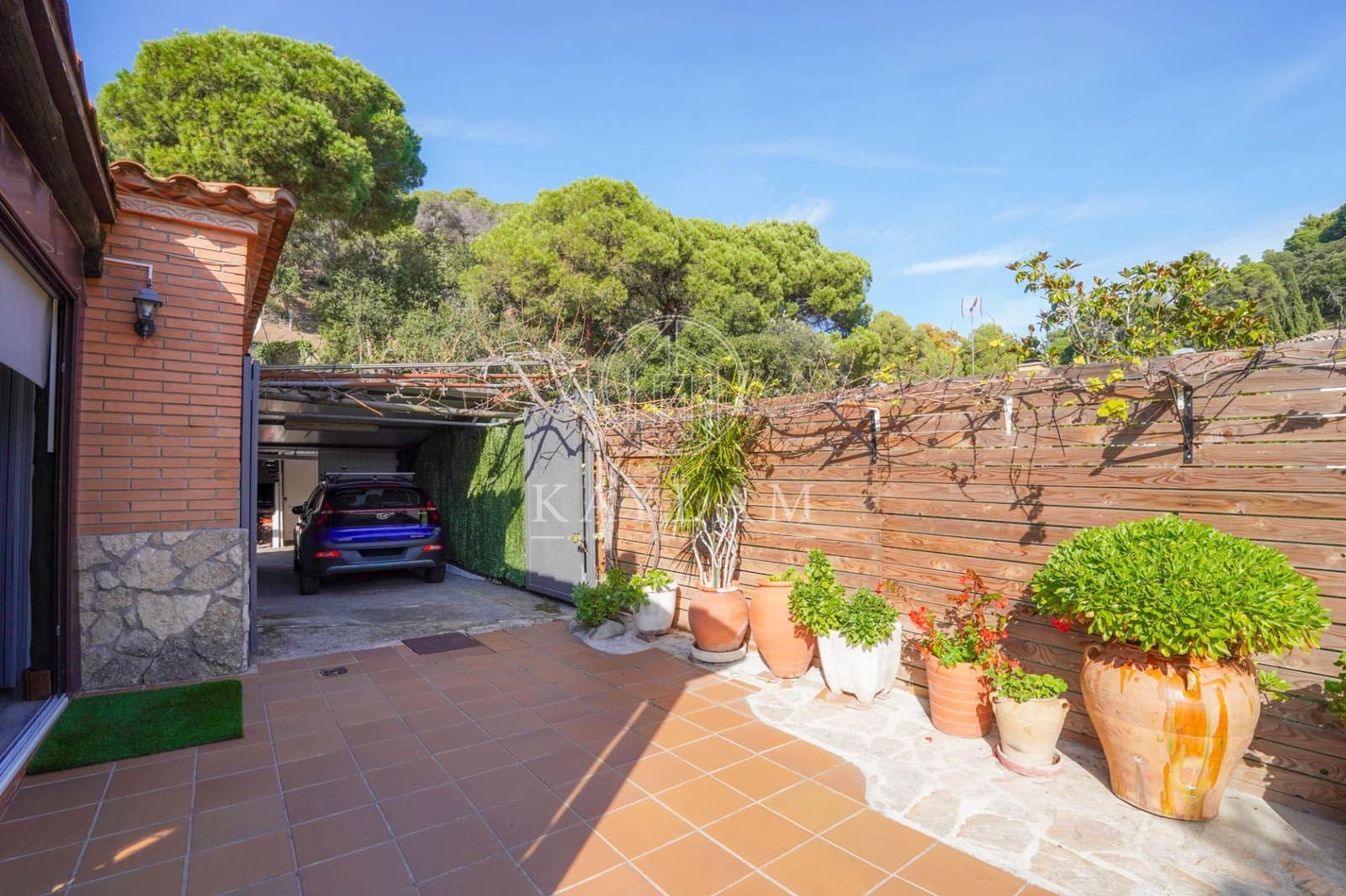 6 soverom Villa til salgs i Lloret de Mar med svømmebasseng - € 530 000 (Ref: 9385614)