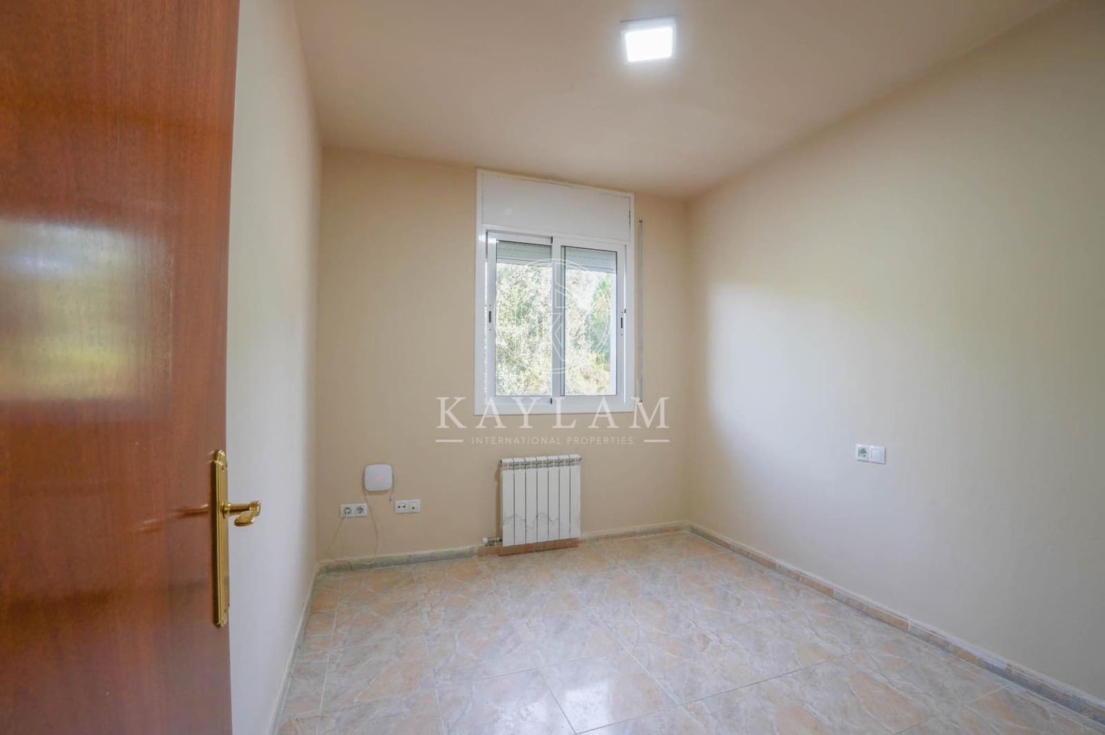 4 bedroom Villa for sale in Lloret de Mar with pool - € 399,000 (Ref: 9387914)