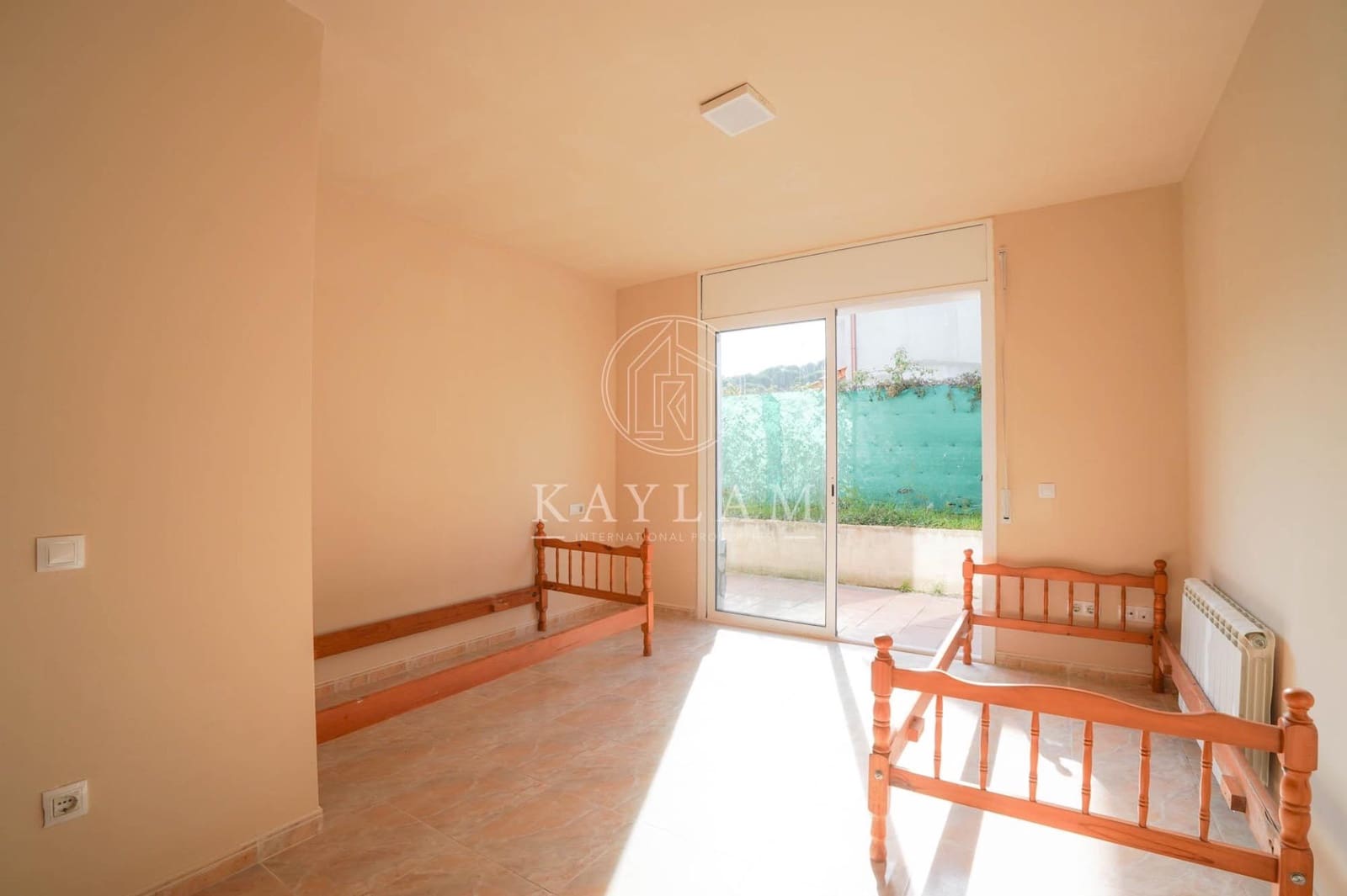 4 bedroom Villa for sale in Lloret de Mar with pool - € 399,000 (Ref: 9387914)