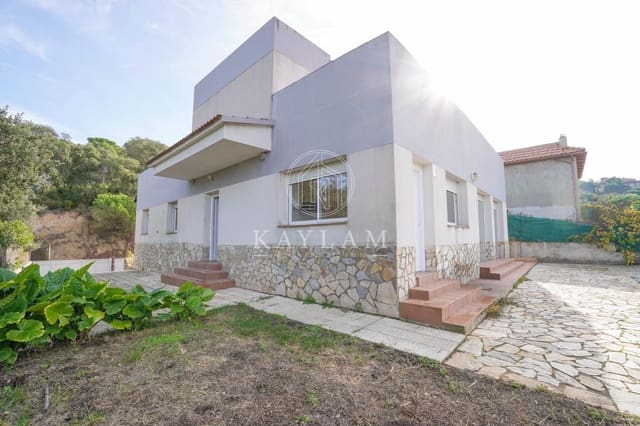 4 camera da letto Villa in vendita in Lloret de Mar con piscina - 399.000 € (Rif: 9387914)