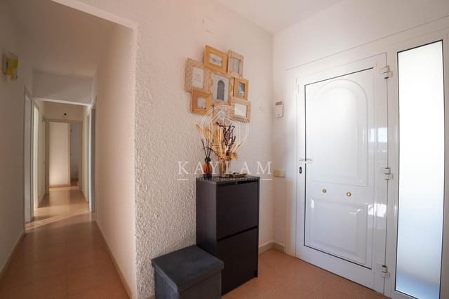 4 sypialnia Willa na sprzedaż w Aiguaviva Parc, Vidreres z basenem garażem - 395 000 € (Ref: 9586511)