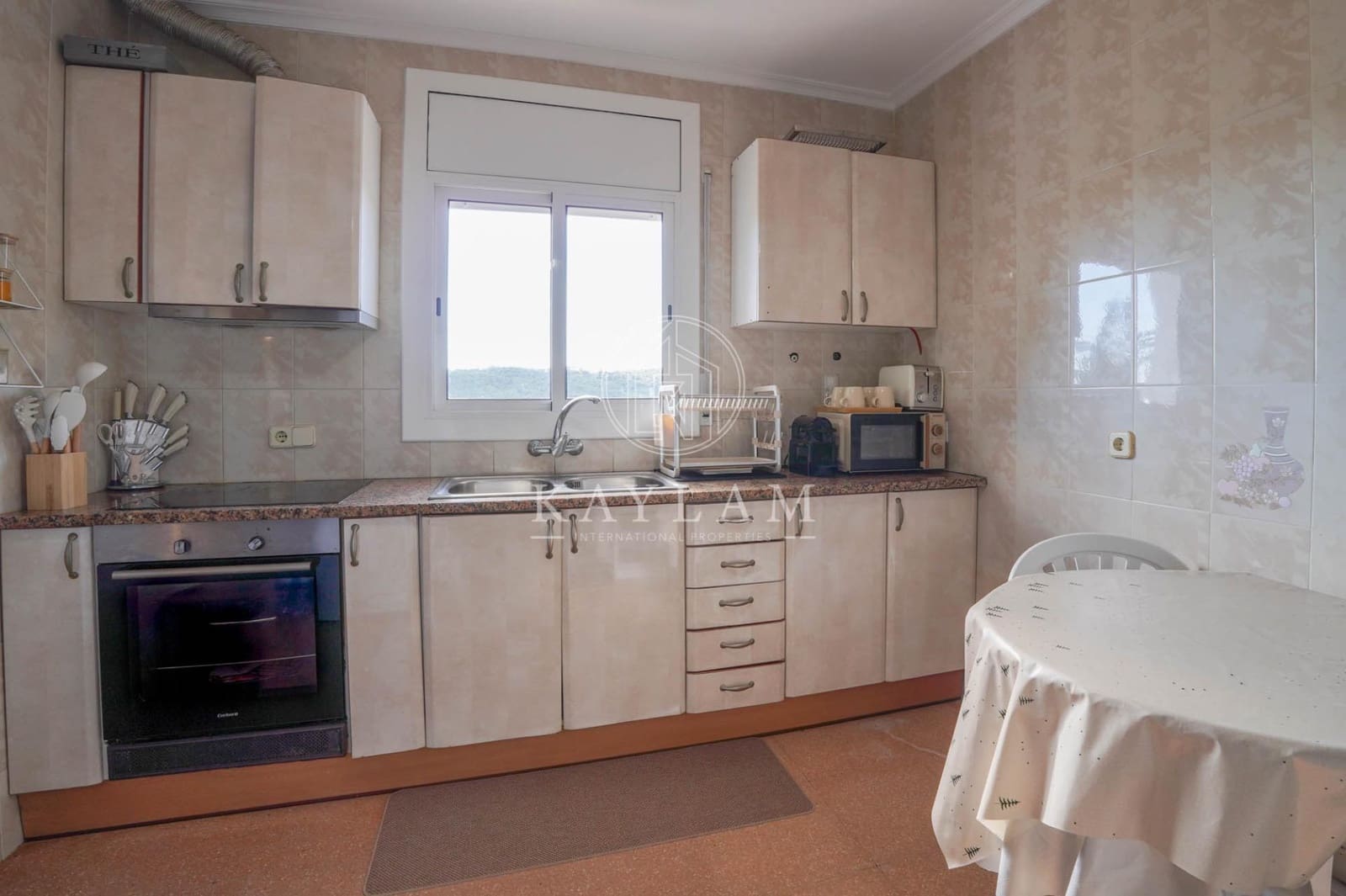 4 bedroom Villa for sale in Vidreres with pool garage - € 395,000 (Ref: 9586511)