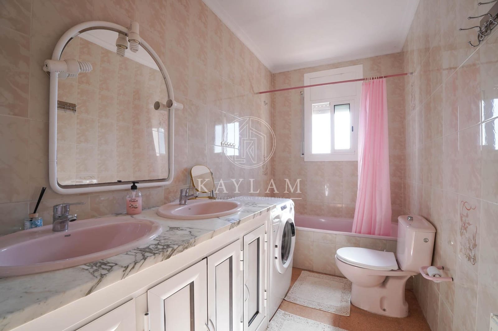 4 bedroom Villa for sale in Vidreres with pool garage - € 395,000 (Ref: 9586511)