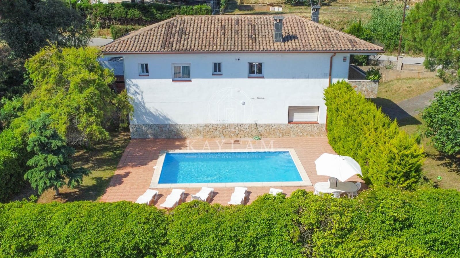4 soveværelse Villa til salg i Vidreres med swimmingpool garage - € 375.000 (Ref: 9586511)