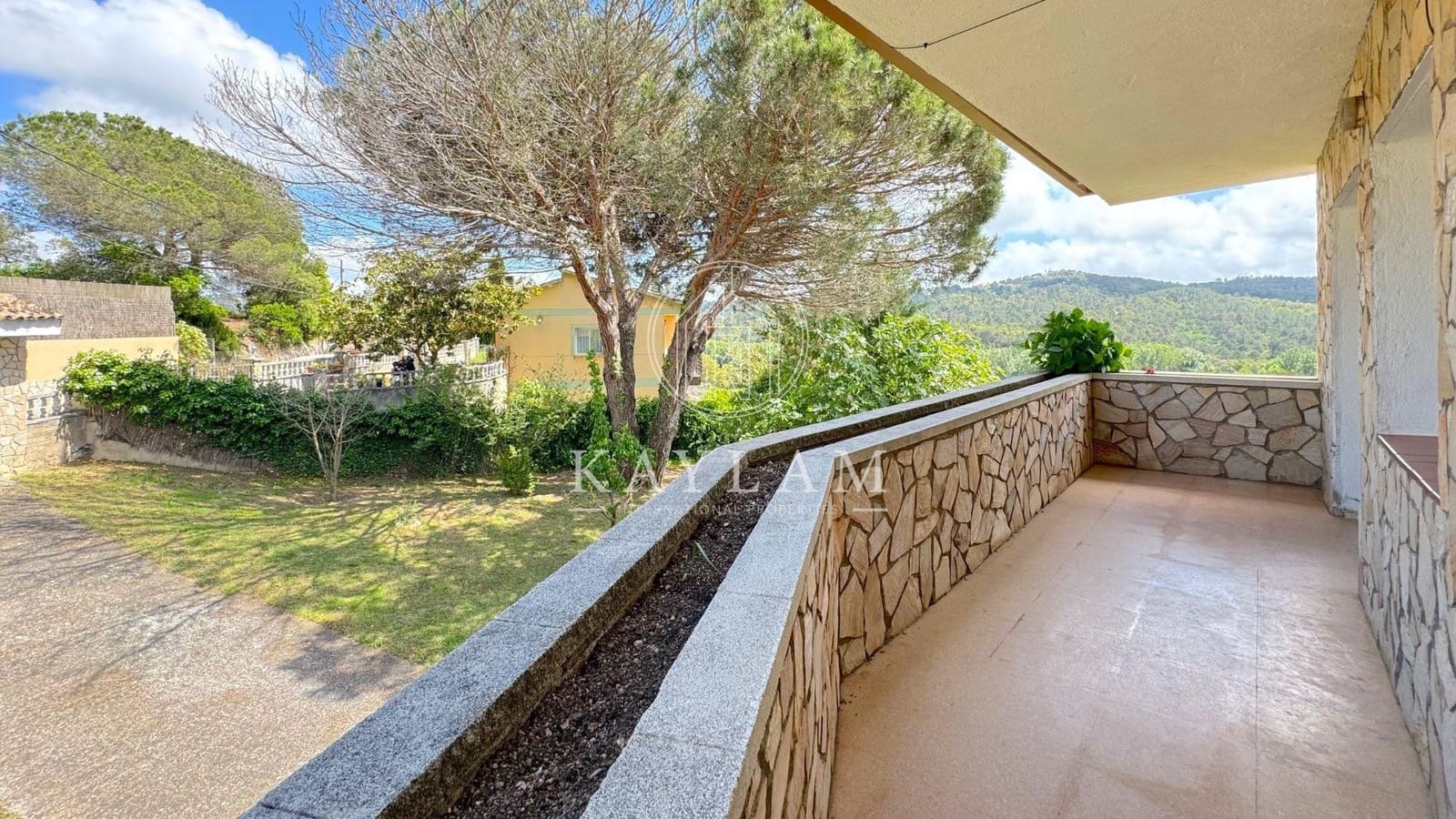 4 soveværelse Villa til salg i Vidreres med swimmingpool garage - € 375.000 (Ref: 9586511)