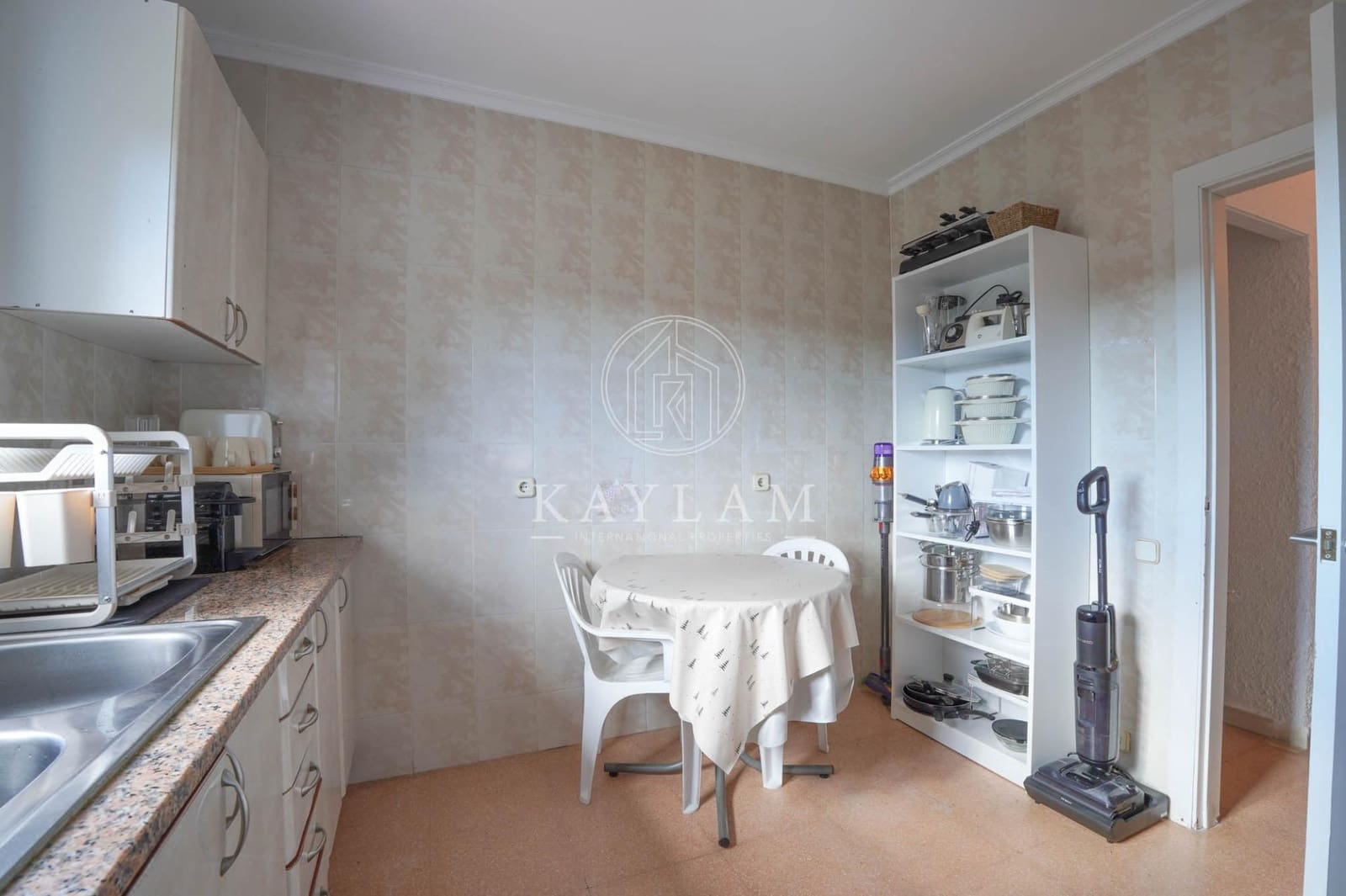 4 soveværelse Villa til salg i Vidreres med swimmingpool garage - € 375.000 (Ref: 9586511)